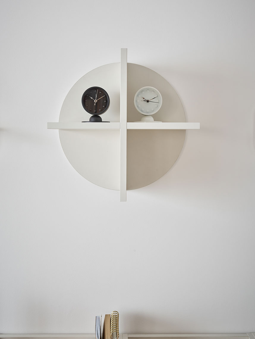 Wandregal Jugendzimmer rund RELI