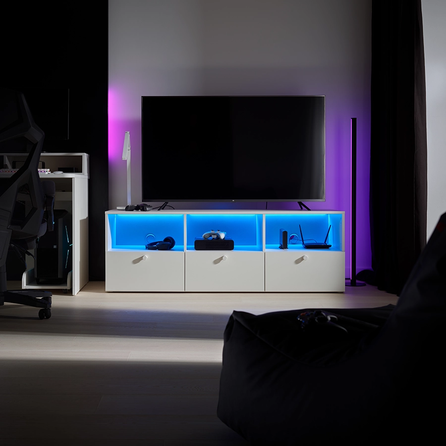 Jugendzimmer 14 m² mit TV-Schrank