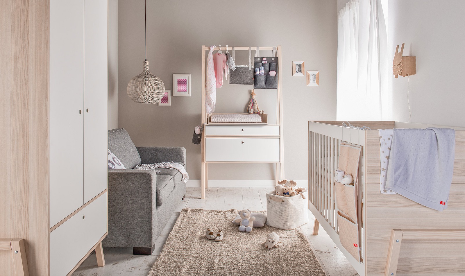 Babyzimmer komplett SET mitwachsend weiß/akazie Spot