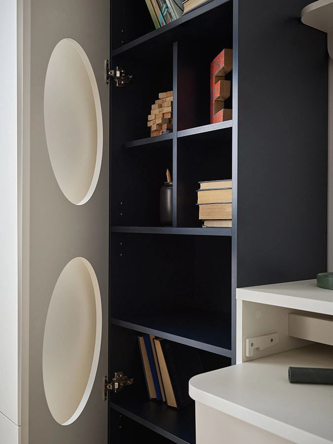 Reli Jugendzimmer mit Schrank und Regalkombination